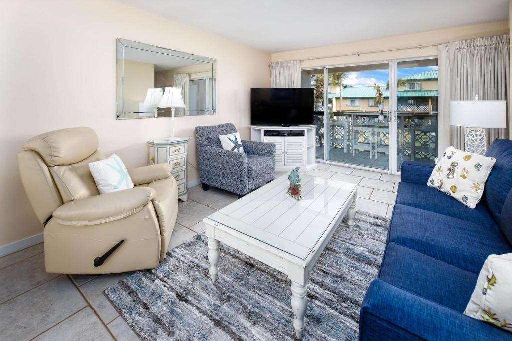 Seaspray Condos 206D image