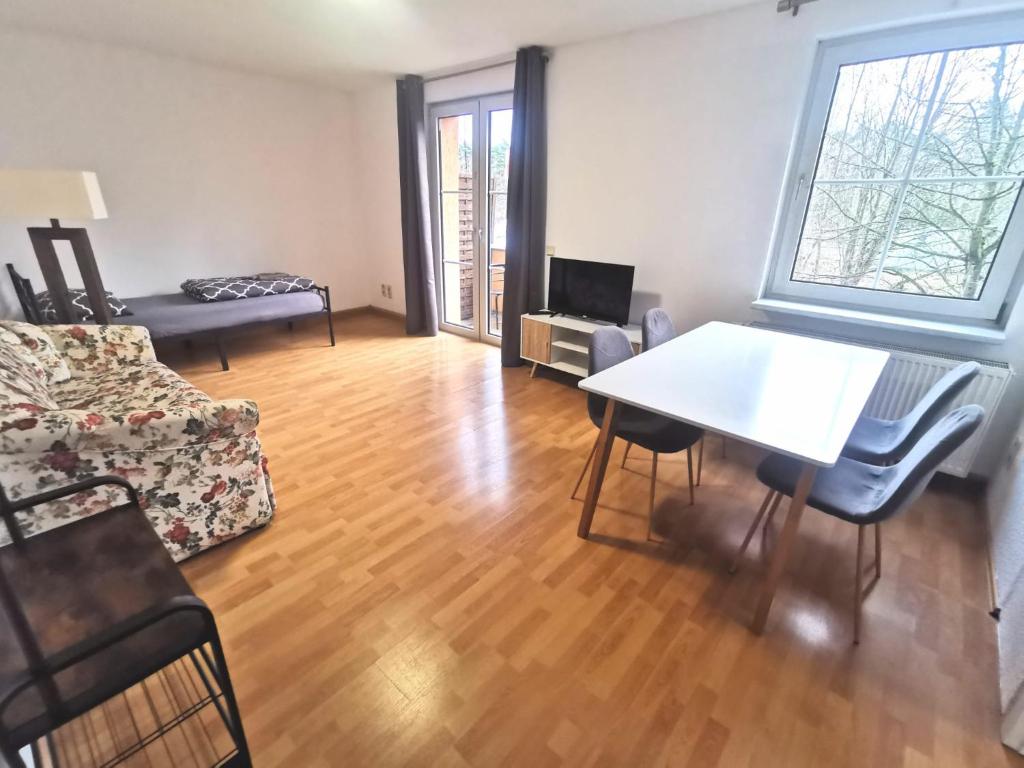 Monteurzimmer am Bahnhof Biesenthal - 2 große Apartments photo 3