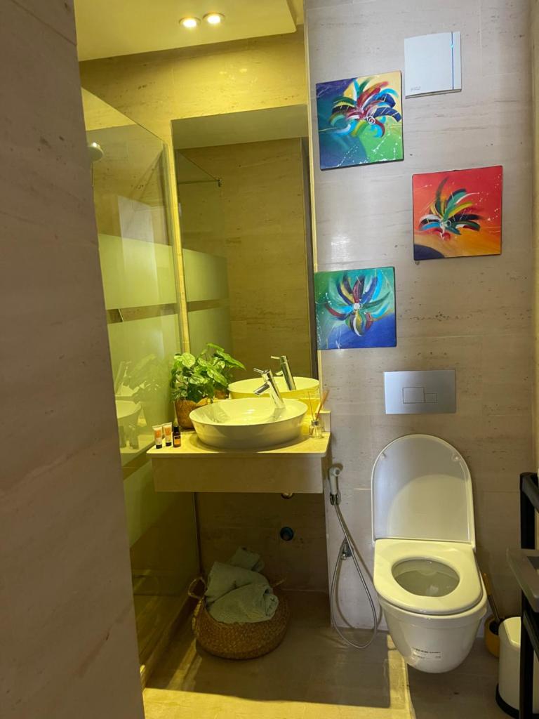 Beau studio à Ain Diab situé dans une luxueuse résidence photo 3