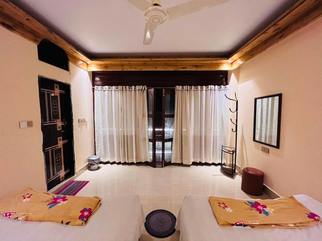 Eco Divine Beach Resort- Saint Martin photo 2
