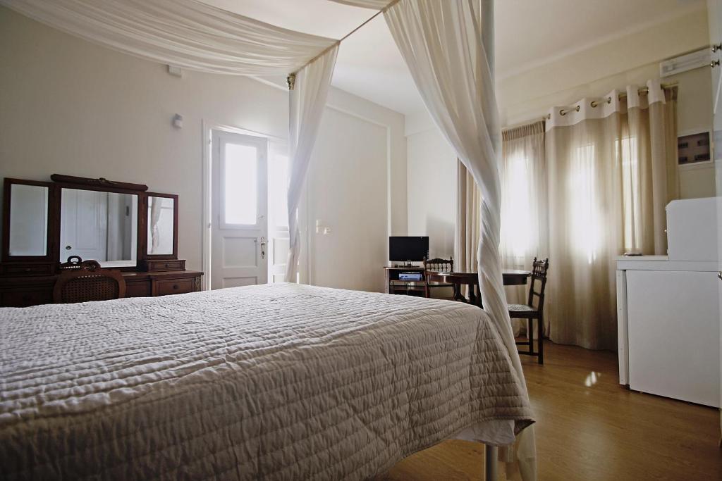 Emilia Luxury Apartments photo 4