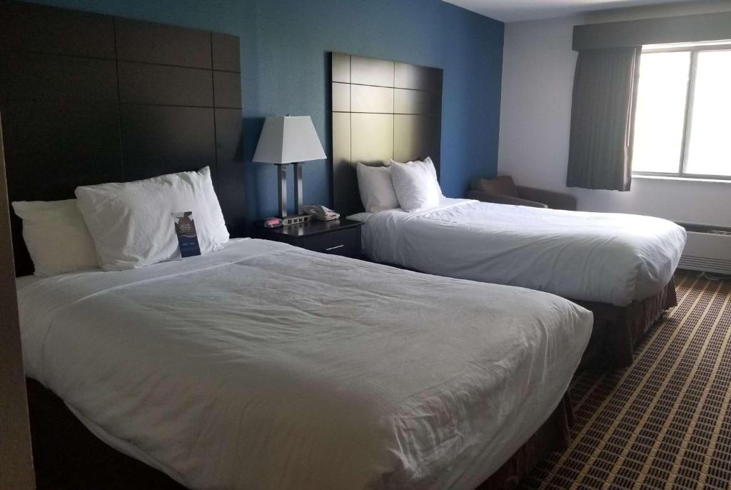 Baymont Inn & Suites by Wyndham Richmond image