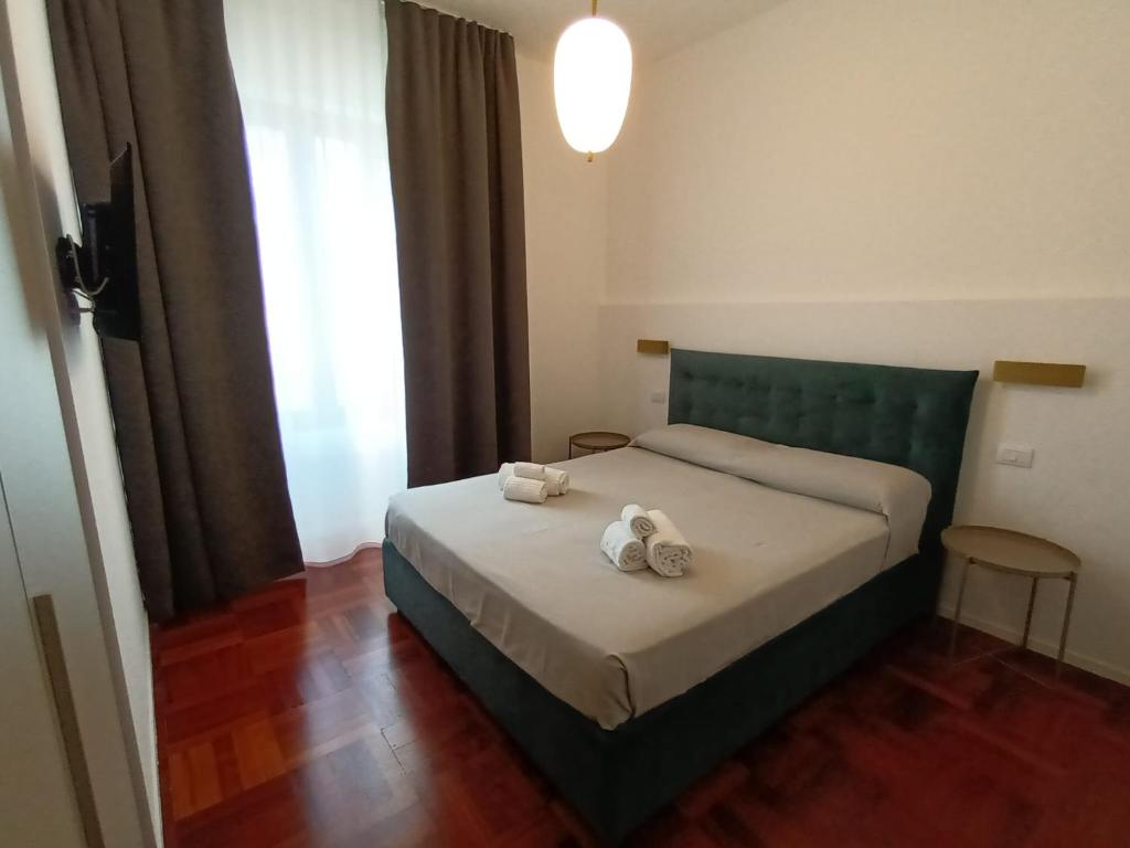 B&Bari, via Crollalanza - guesthouse Le Case di Aurelia - Tap to explore photos