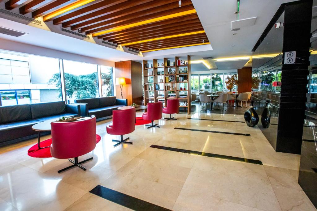 Ramada Encore Istanbul Kartal photo 2