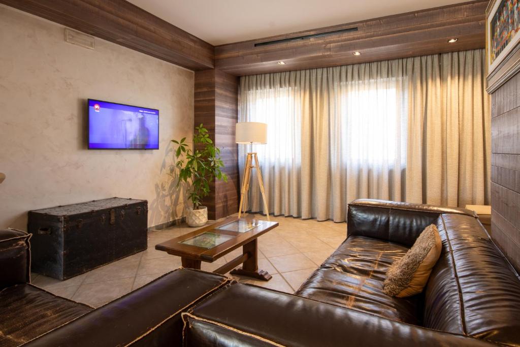 Hotel Don Luis photo 1