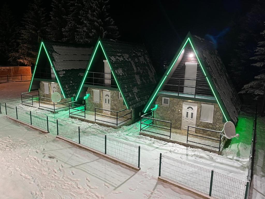 Vikendice Ana
