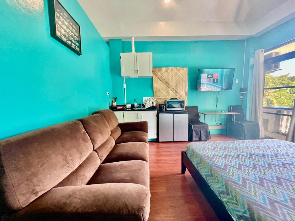Ngermid Oasis-Spacious Studio Loft W/ Garden Views photo 3