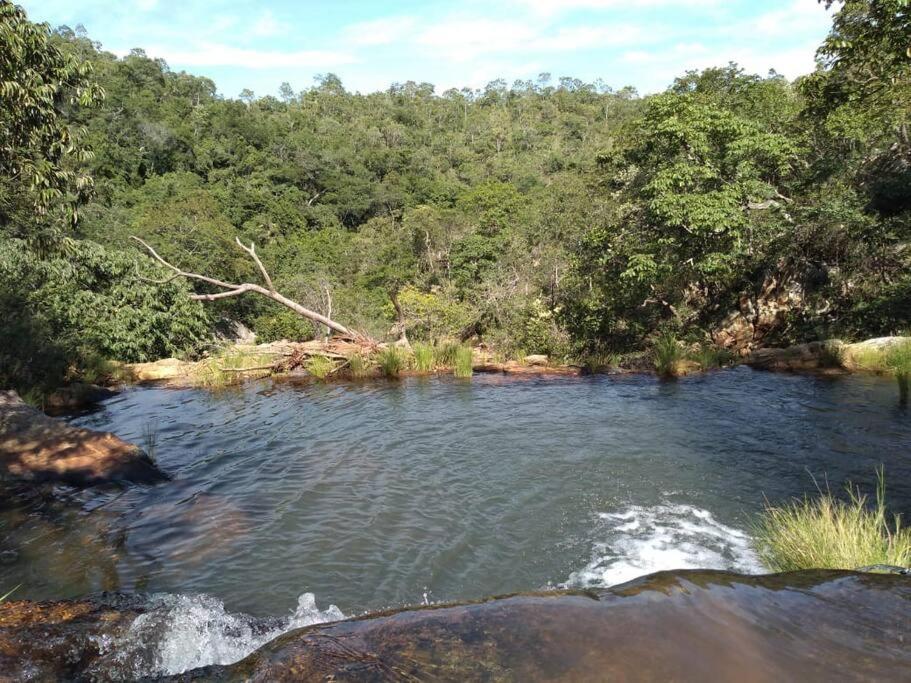 Refúgio na Chapada dos Veadeiros com Cachoeira photo 2