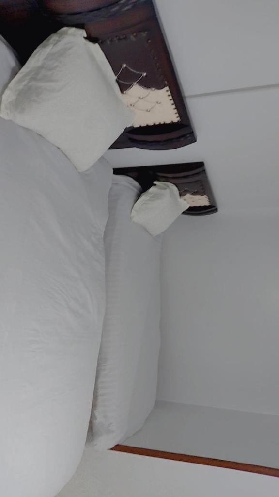 Near Lebanon Square Apartment photo 4