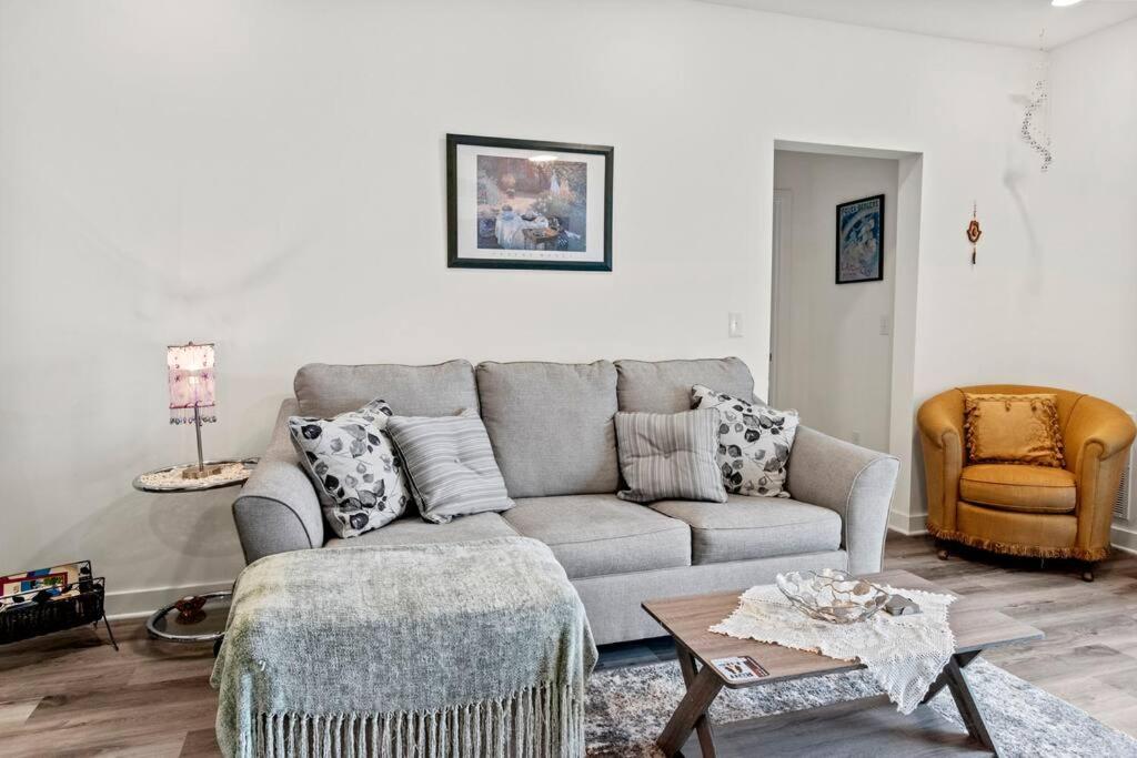 Great 2-bed Condo, Old Salt Lane photo 4