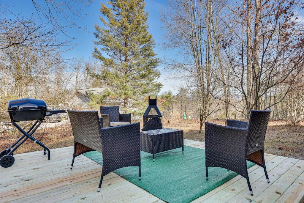 Pet-Friendly Blairsville Duplex with Mountain Views! photo 2