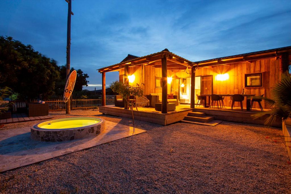 Kas Palulu II a Lovely Tiny House with Jacuzzi