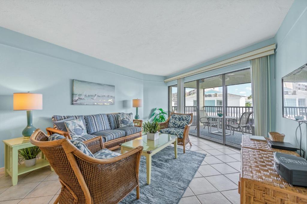 Sun Plaza West Unit 110 image
