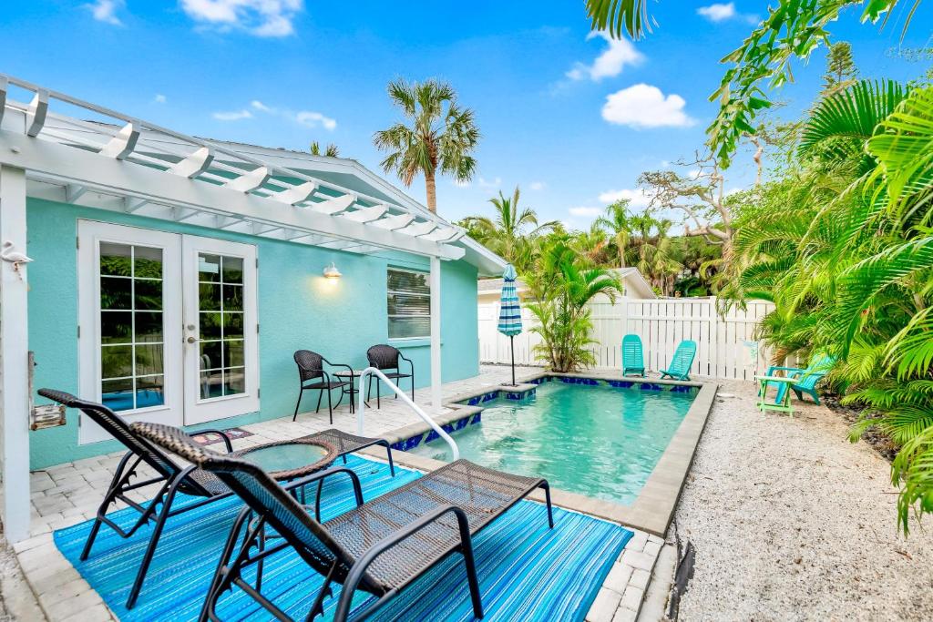 Blue Oasis image