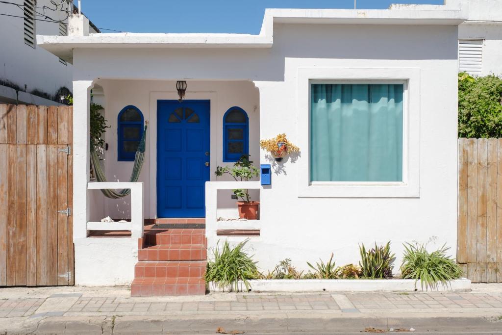 Dream Beach House by Sonsoleá Host