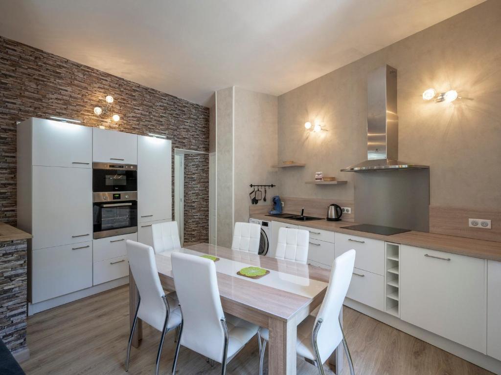 Appartement Mont-Dore, 3 pièces, 6 personnes - FR-1-608-33 photo 1