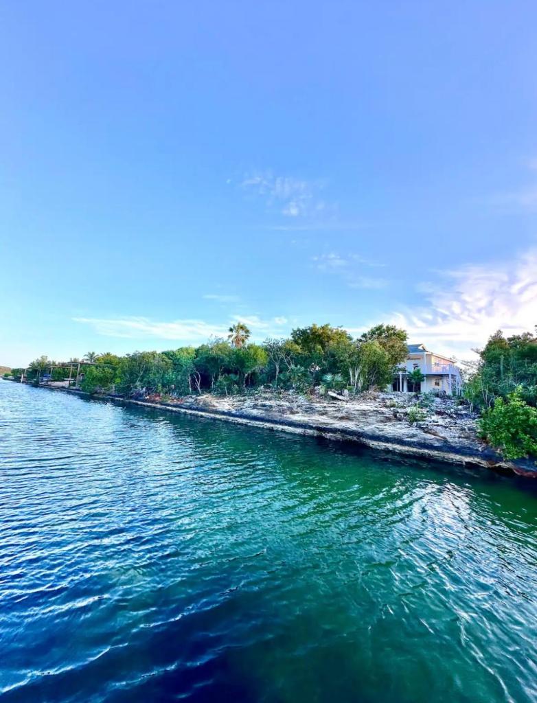 Water Front House photo 2