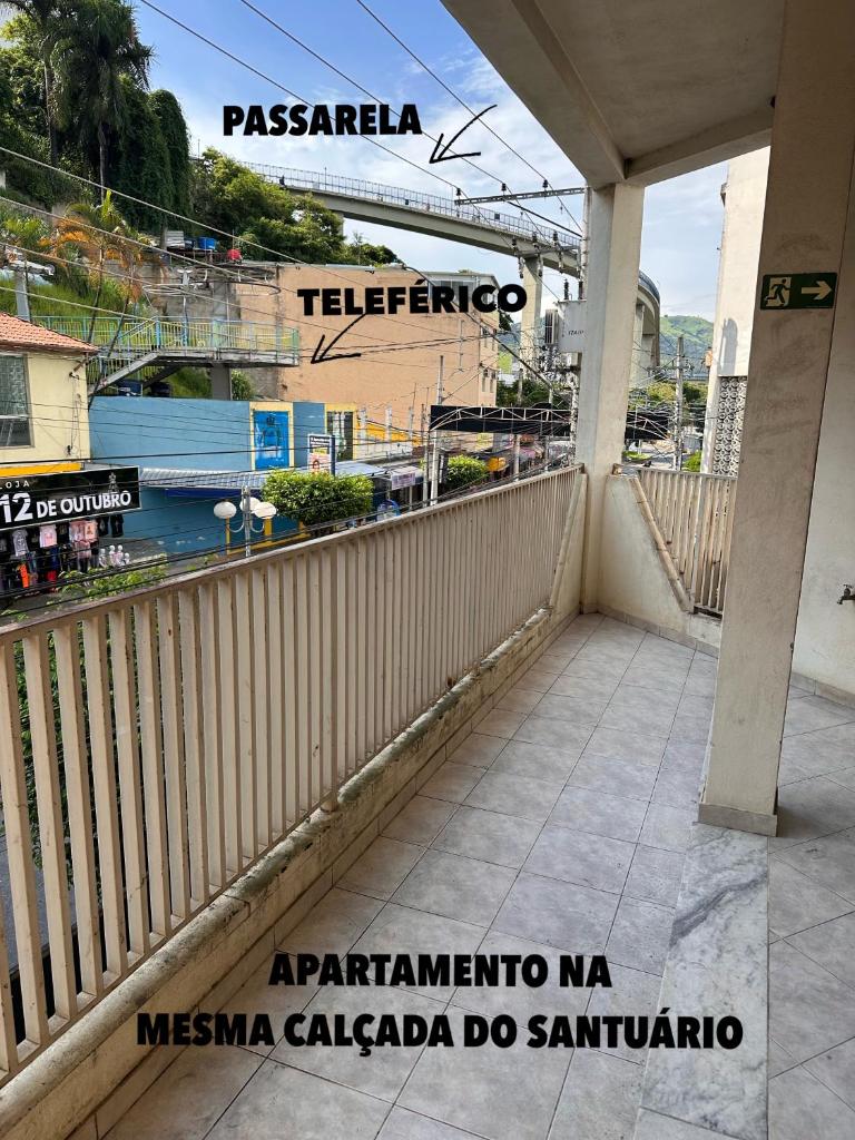 Apartamento na rua do Santuário