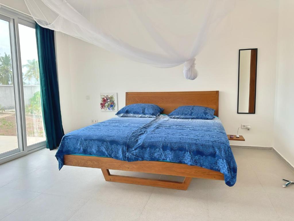 Tropical Gem: 3-BR Beach Villa photo 2