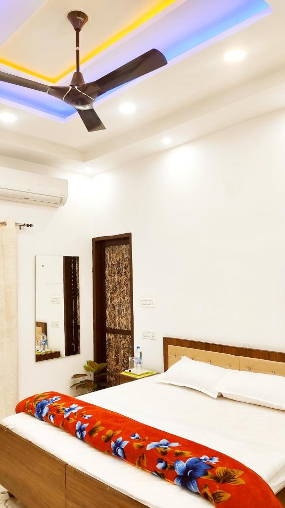 THE PARADISE SUITES -- STUDIO ROOMS -- High Rated Rooms in Area photo 3