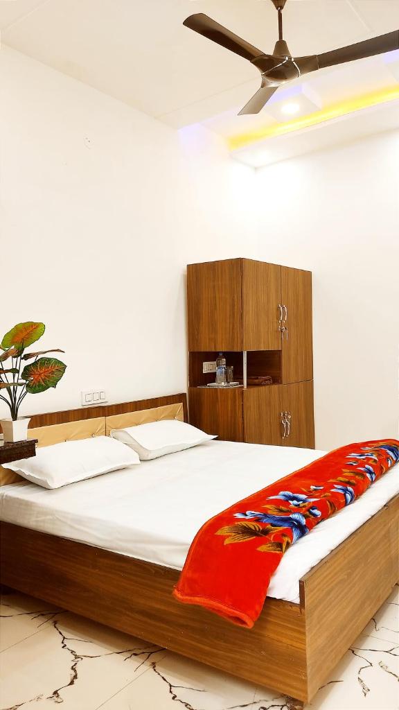 THE PARADISE SUITES -- STUDIO ROOMS -- High Rated Rooms in Area photo 1