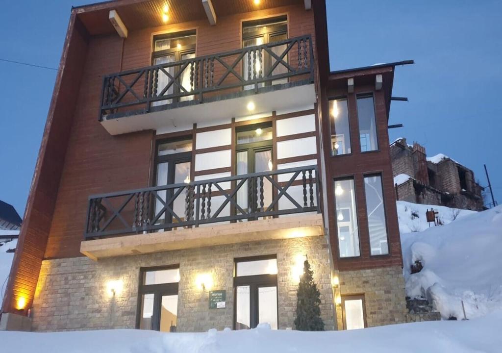 Mountain Dream House