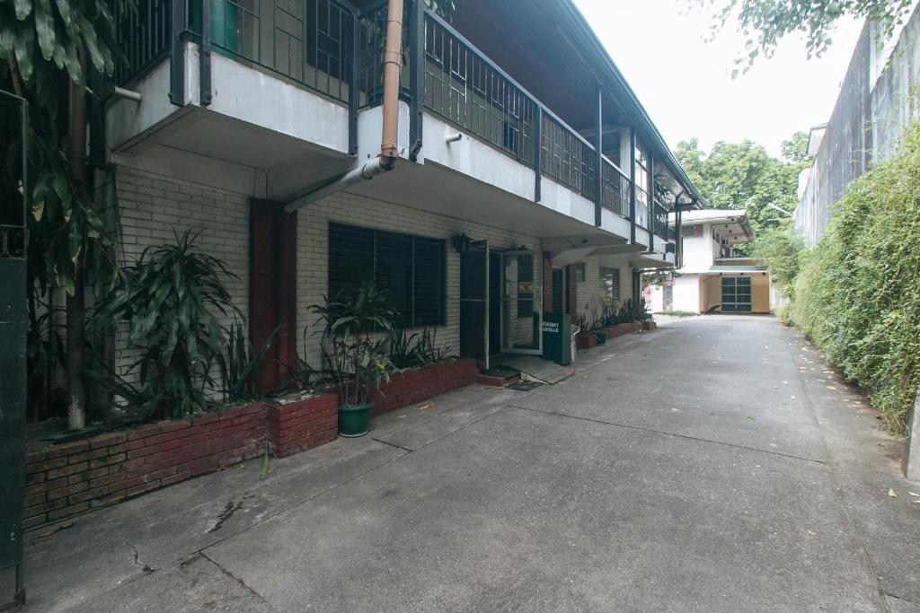 RedDoorz at Broadway Court Apartelle Quezon City photo 3