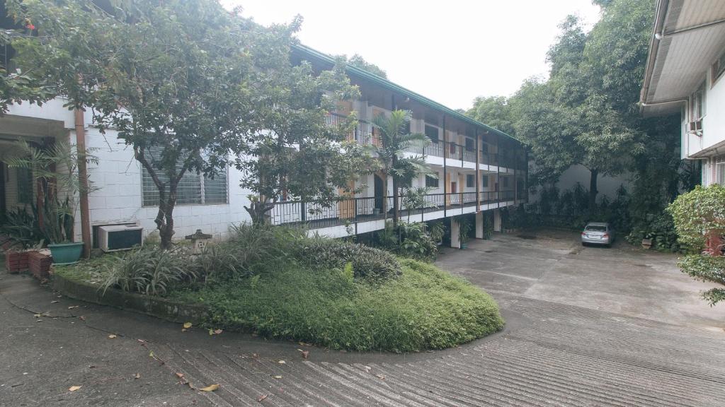 RedDoorz at Broadway Court Apartelle Quezon City photo 1