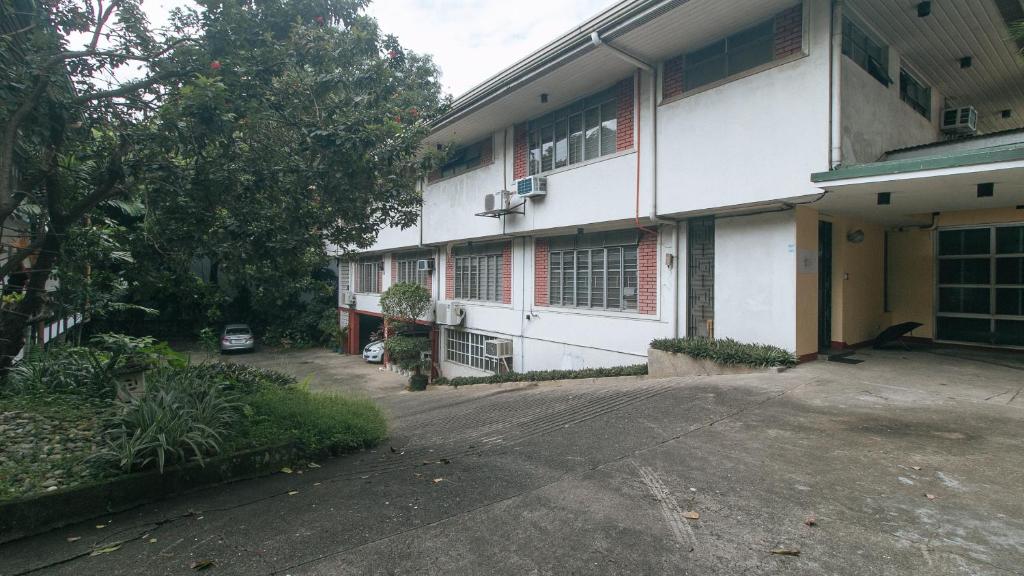 RedDoorz at Broadway Court Apartelle Quezon City photo 2
