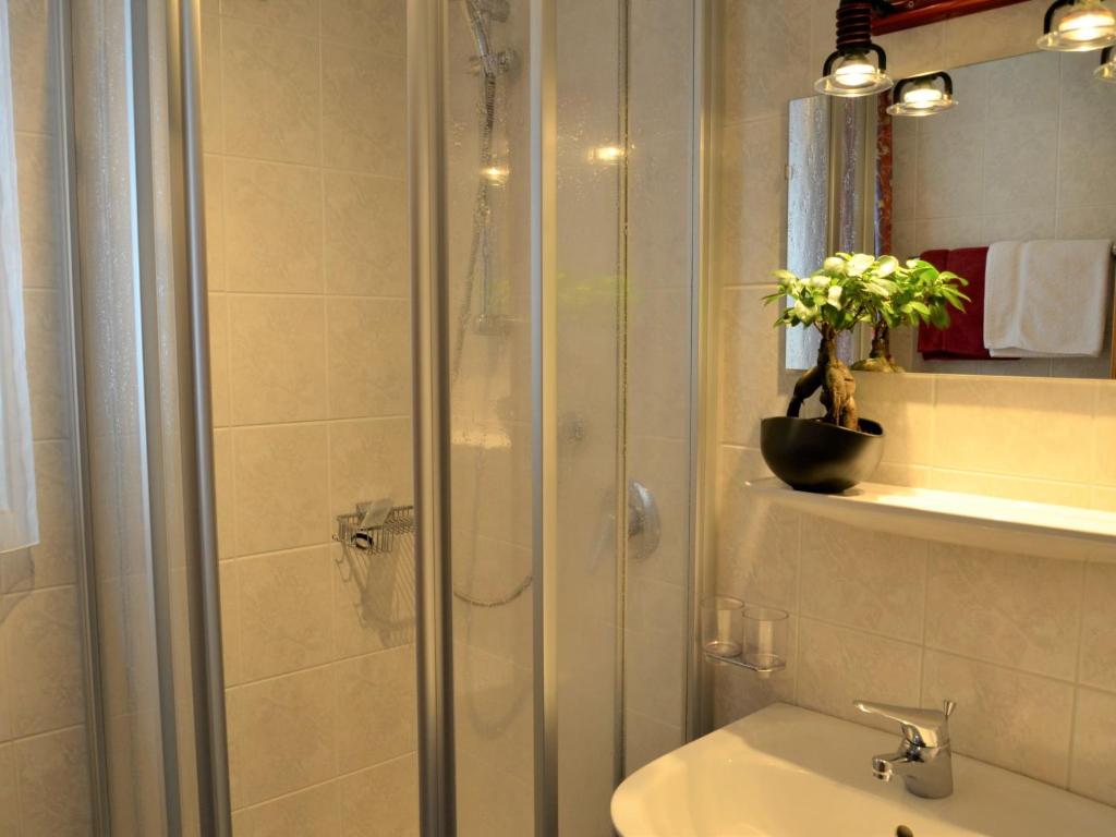 Apartment Elfriede - SZU120 by Interhome photo 2