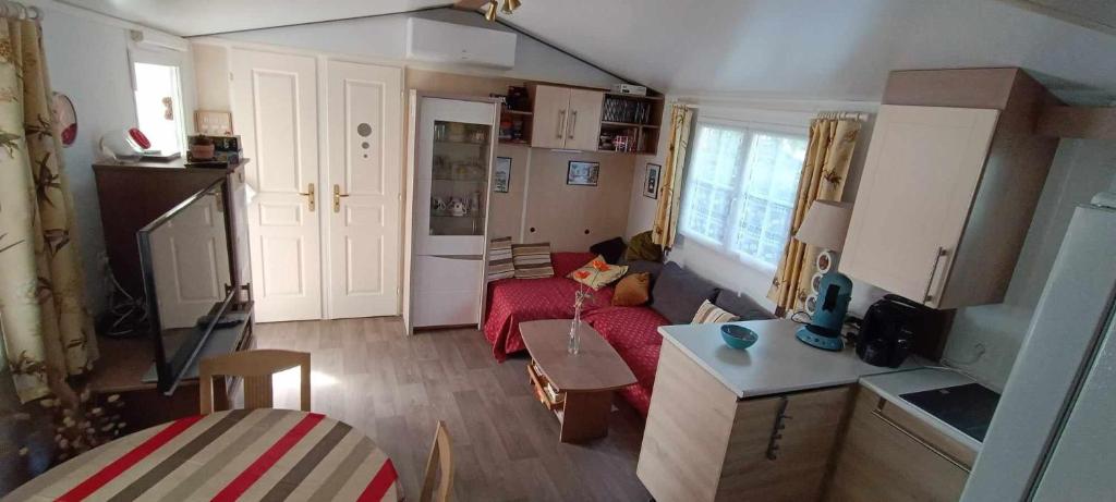 Vacances dans un mobil home climatisé dans les landes entre forêt, lacs et océan, photo 3