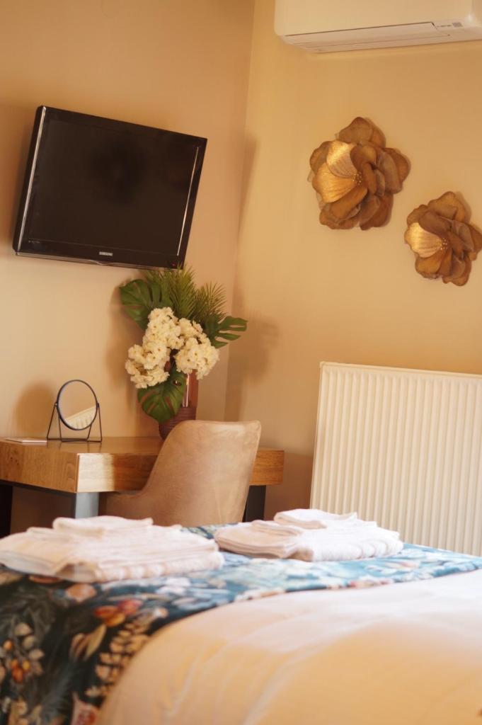 Daphne Luxury Apartment photo 4