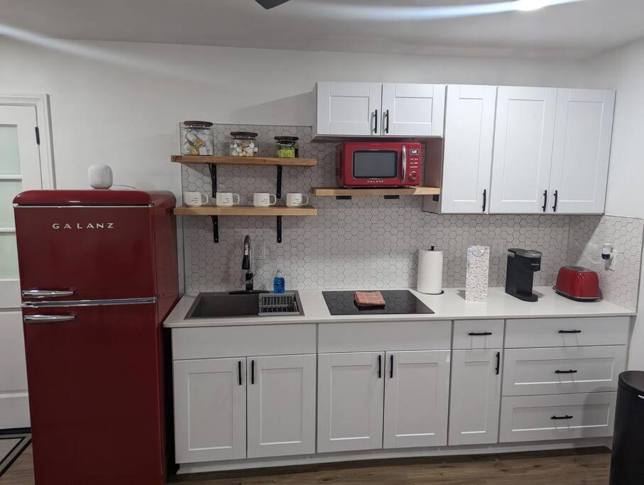 Newly Renovated Studio - Close to WakeMed Raleigh image