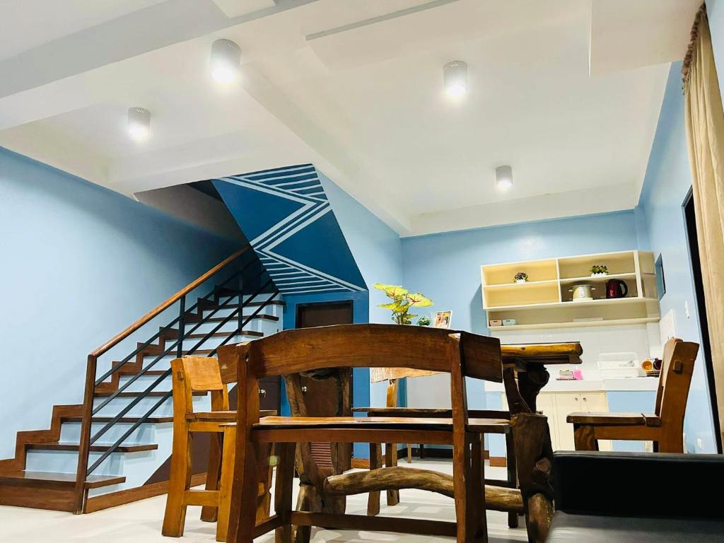 Spacious Apartment Unit in Daro, Dumaguete City photo 2