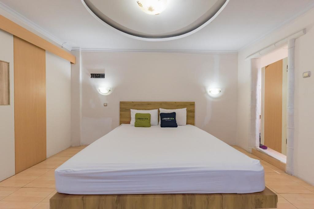 Urbanview Hotel Anggrek Puncak by RedDoorz photo 3