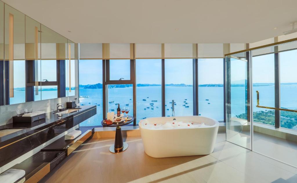 Sea Stars Hotel Ha Long