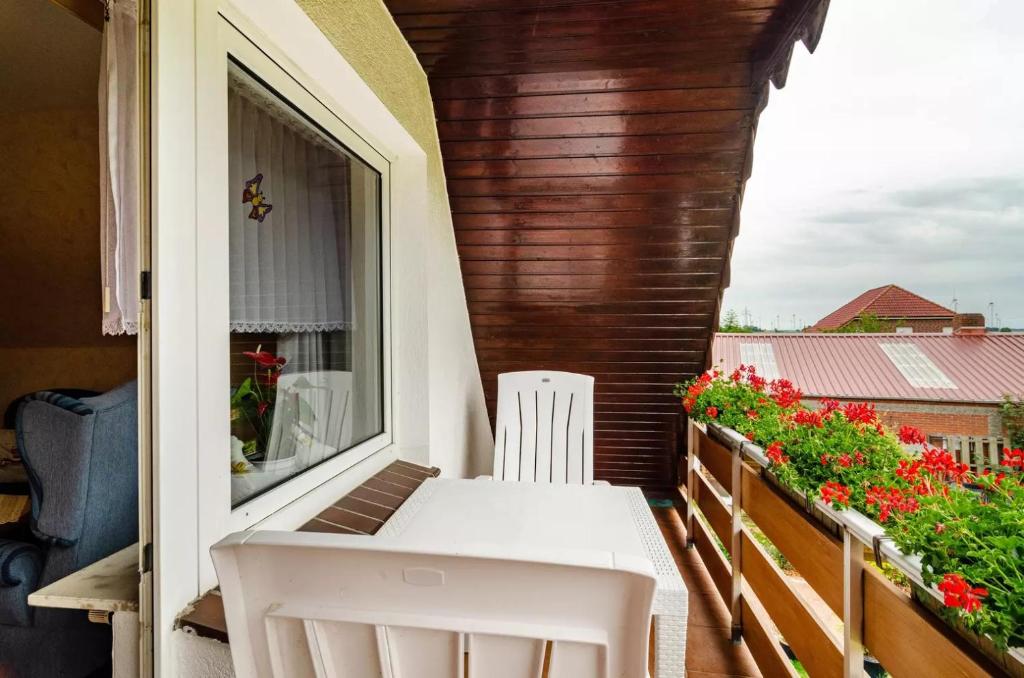 Gemütliche OG-Wohnung mit Balkon u. WLAN im Herzen des Warfendorfes Nesse photo 2