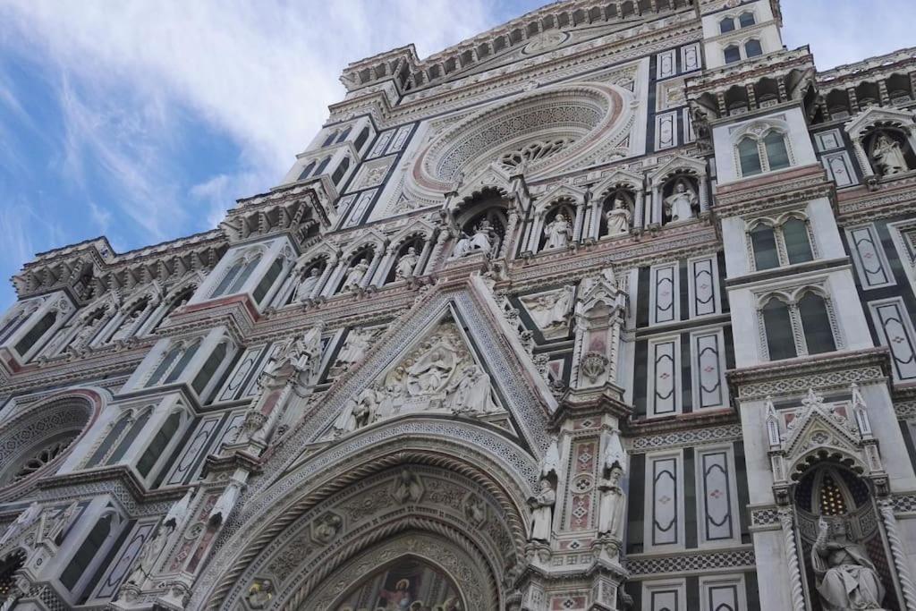 Florence San Donato Apartment with parking - Tap to explore photos