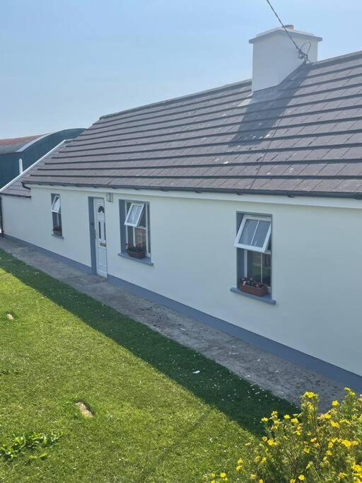 3 bedroom farmhouse in the Lahinch area. photo 4
