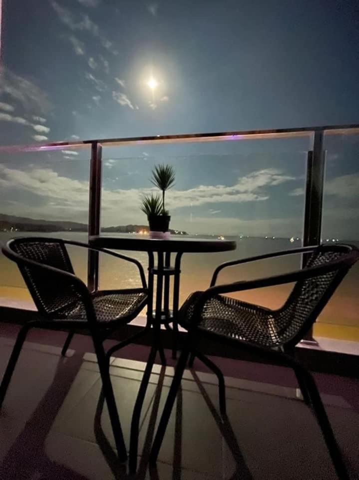 Zilleville Residence Seaview With Balcony photo 1