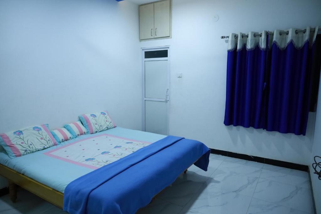 EAGLE NEST FAMILY HOUSE photo 4