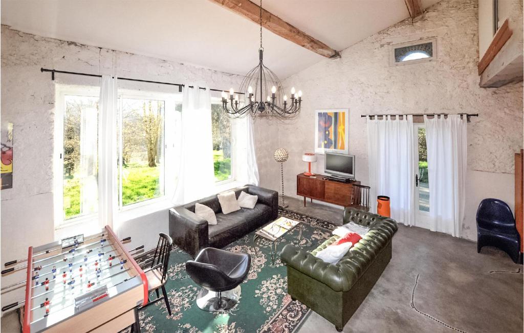 Amazing Home In Pech-luna With Outdoor Swimming Pool photo 2