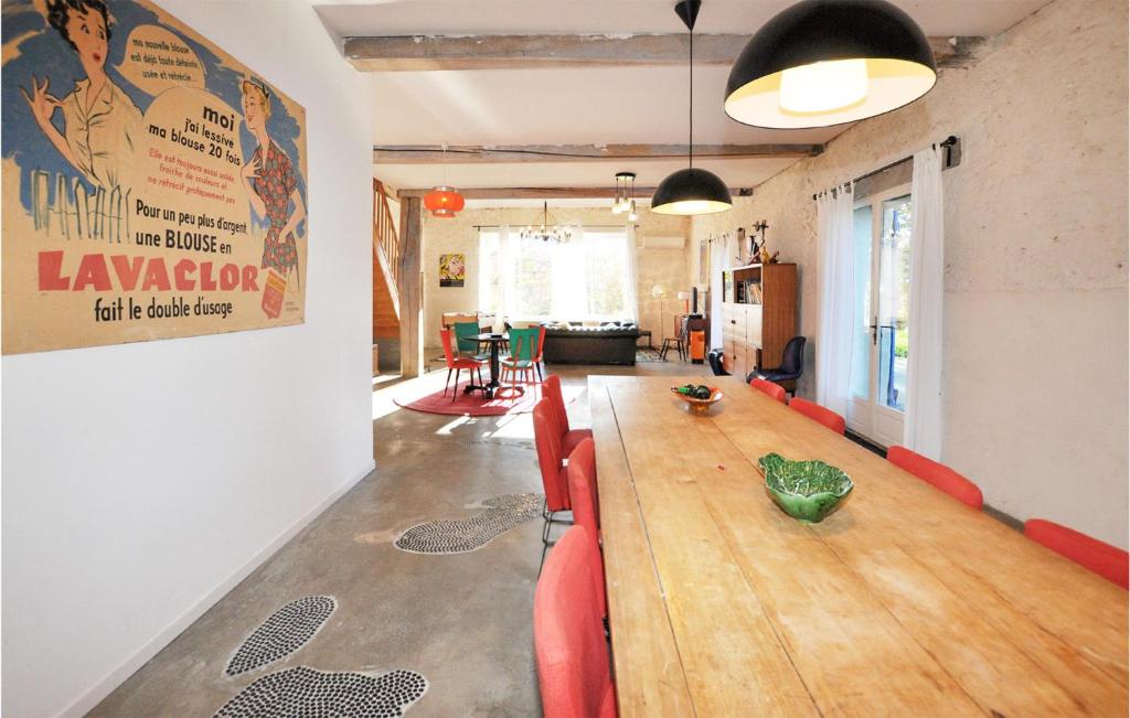 Amazing Home In Pech-luna With Outdoor Swimming Pool photo 4