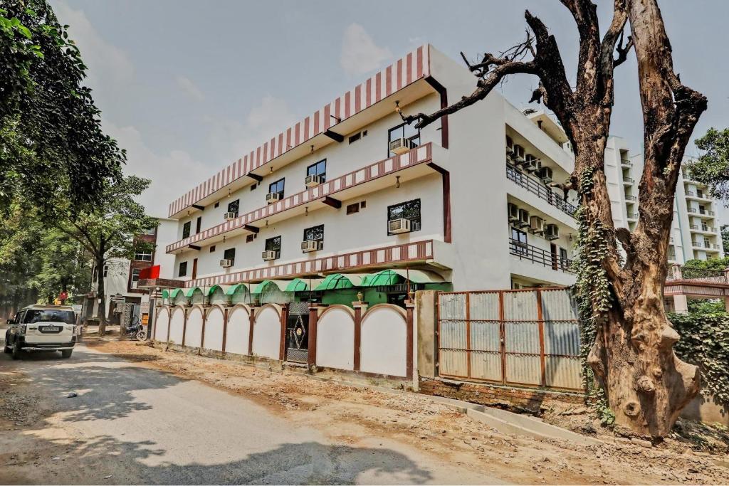 Flagship Hotel Lotus Inn photo 2
