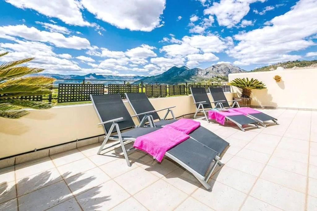 Costa Blanca Private Pool Full Aircon Sleeps 12 photo 3