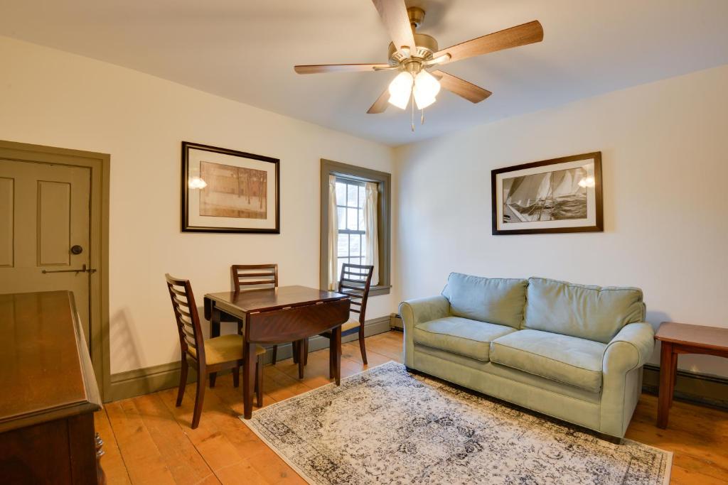 Sackets Harbor Apartment, Walk to Lake Ontario! photo 4