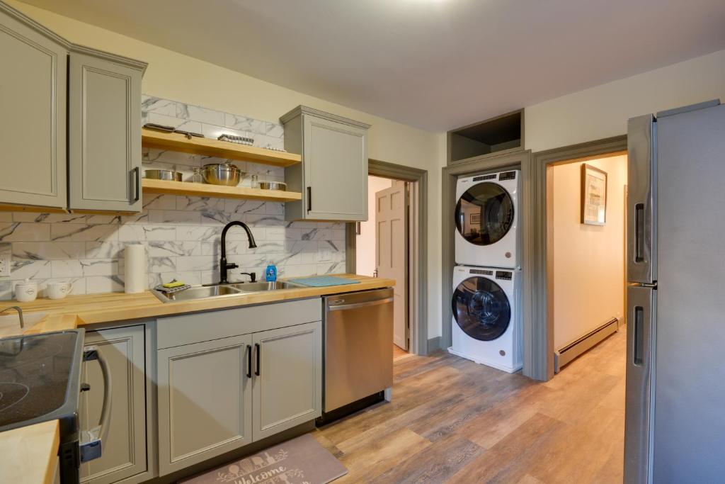 Sackets Harbor Apartment, Walk to Lake Ontario! photo 2