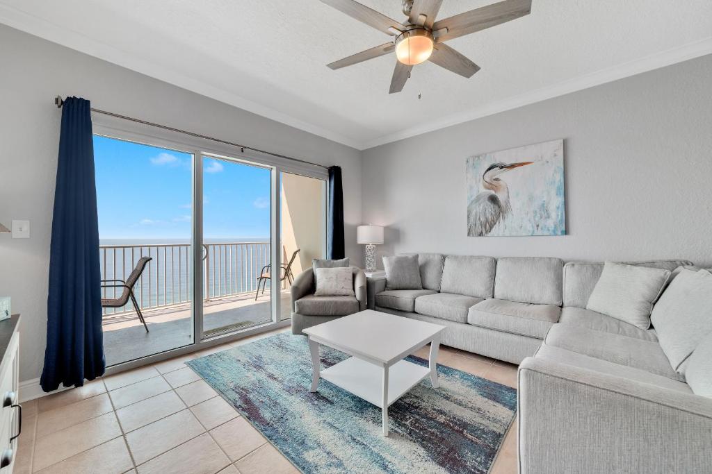 Crystal Shores West 703 image