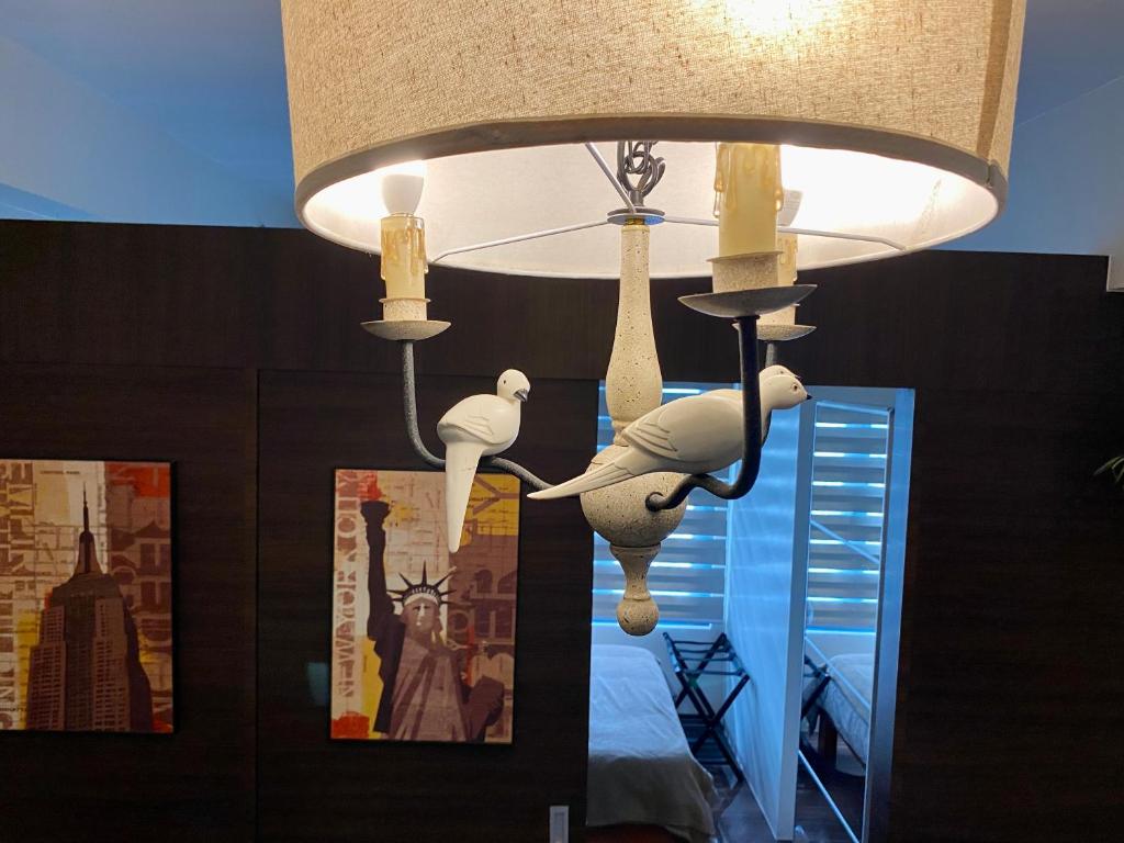 Twin Condo Luxury Makati Marvel 300 Mbps internet, Marilao