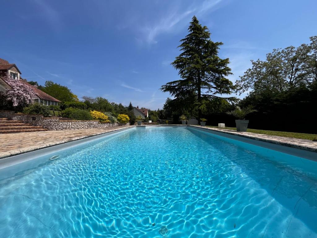 Villa avec piscine à 10 min du circuit des 24h du Mans photo 3